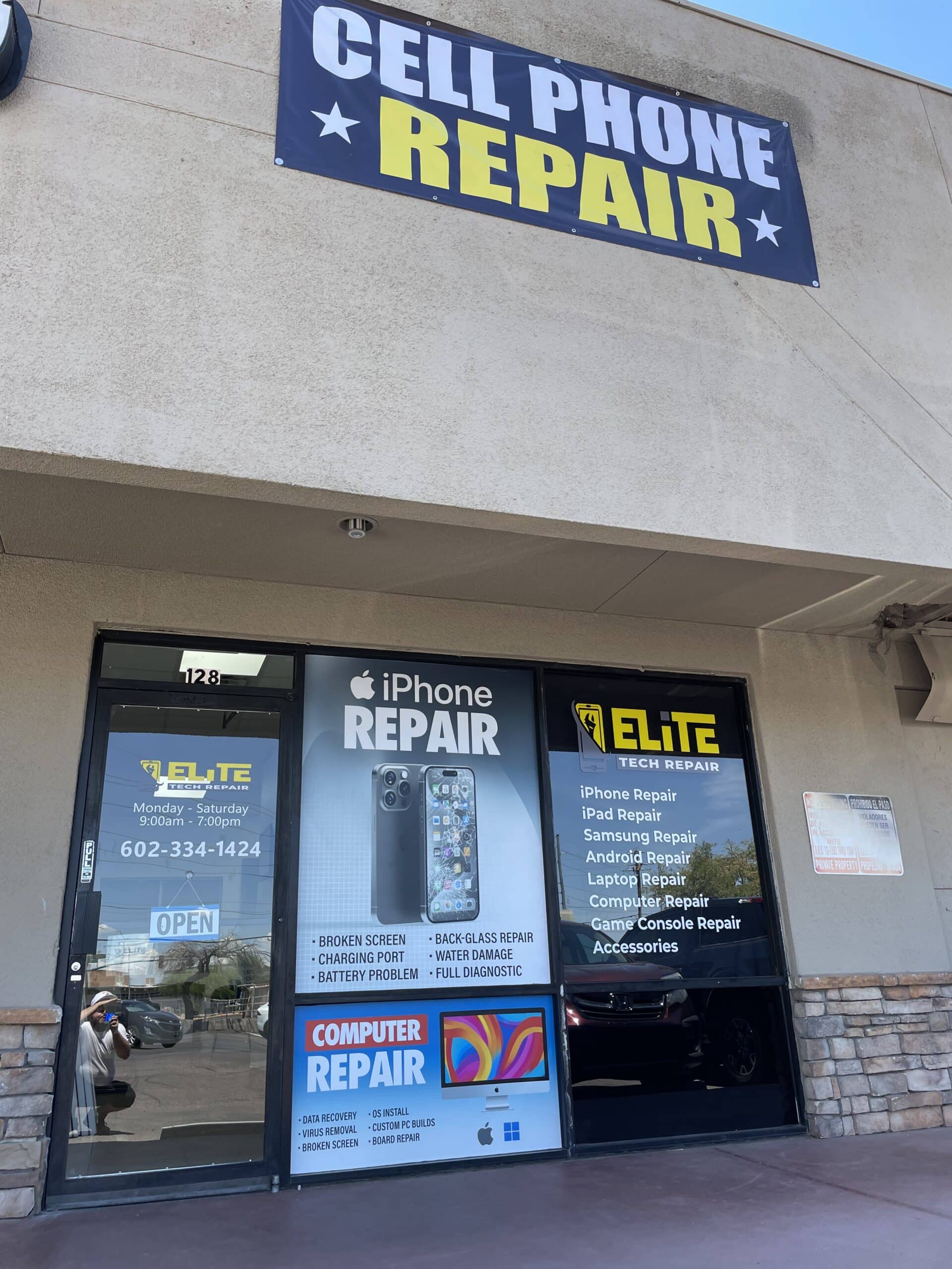 Elite Tech Cellphone Repair storefront in Phoenix AZ
